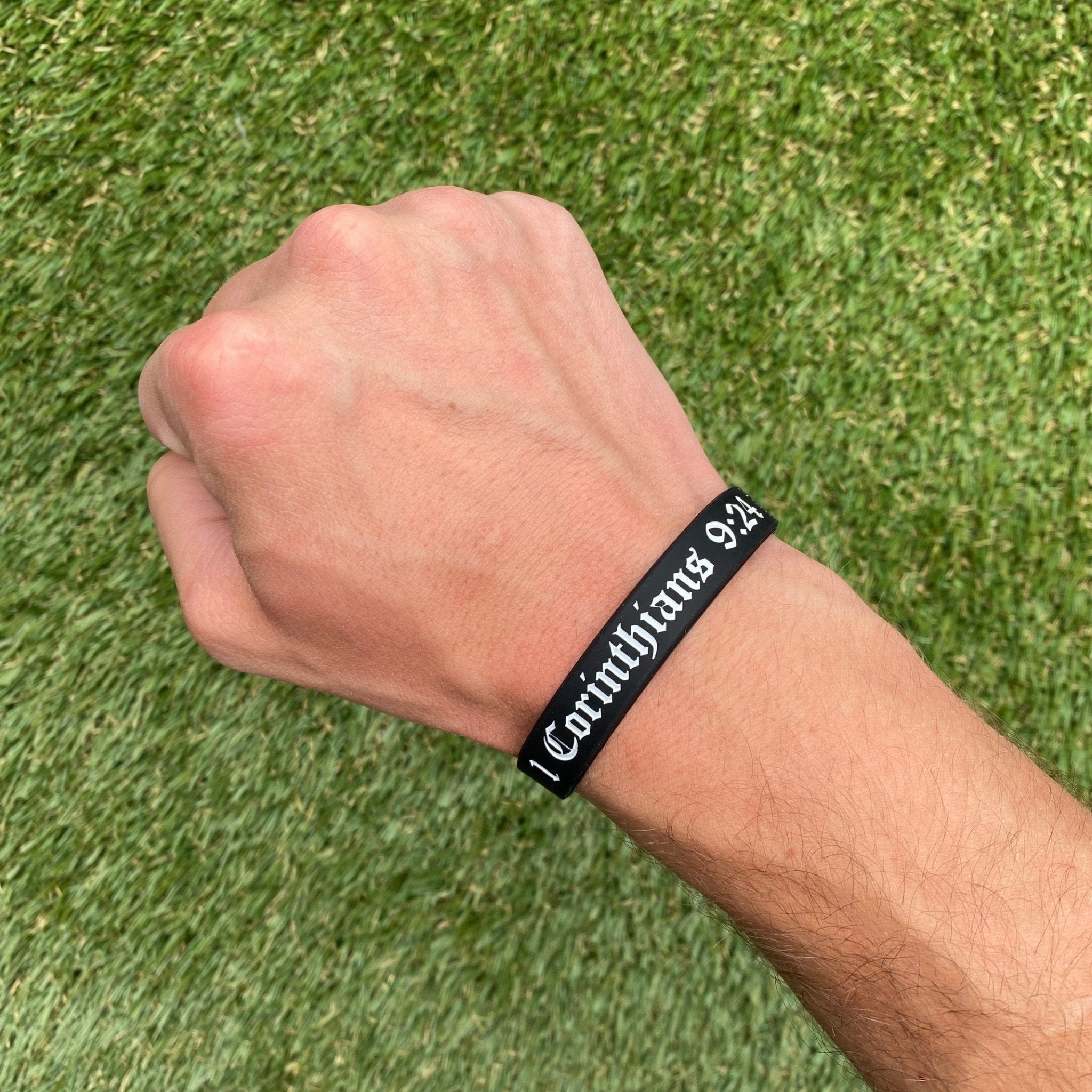 1 Corinthians 9:24 Wristband - Maximum Velocity Sports