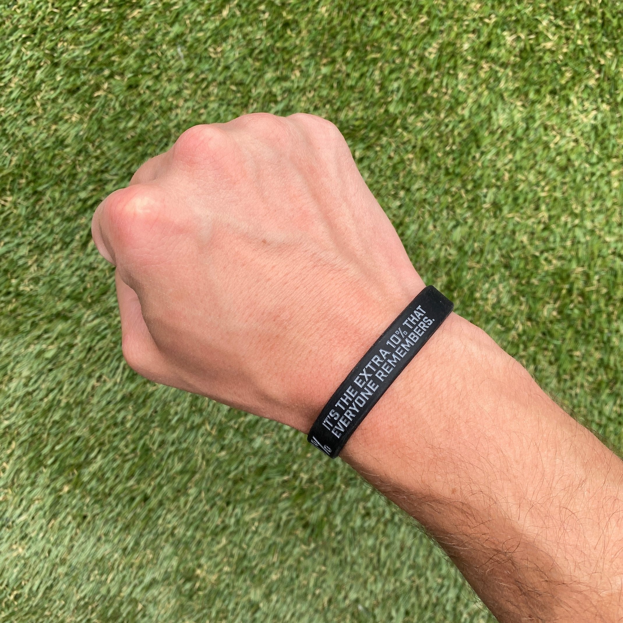 GIVE 110% Wristband - Maximum Velocity Sports