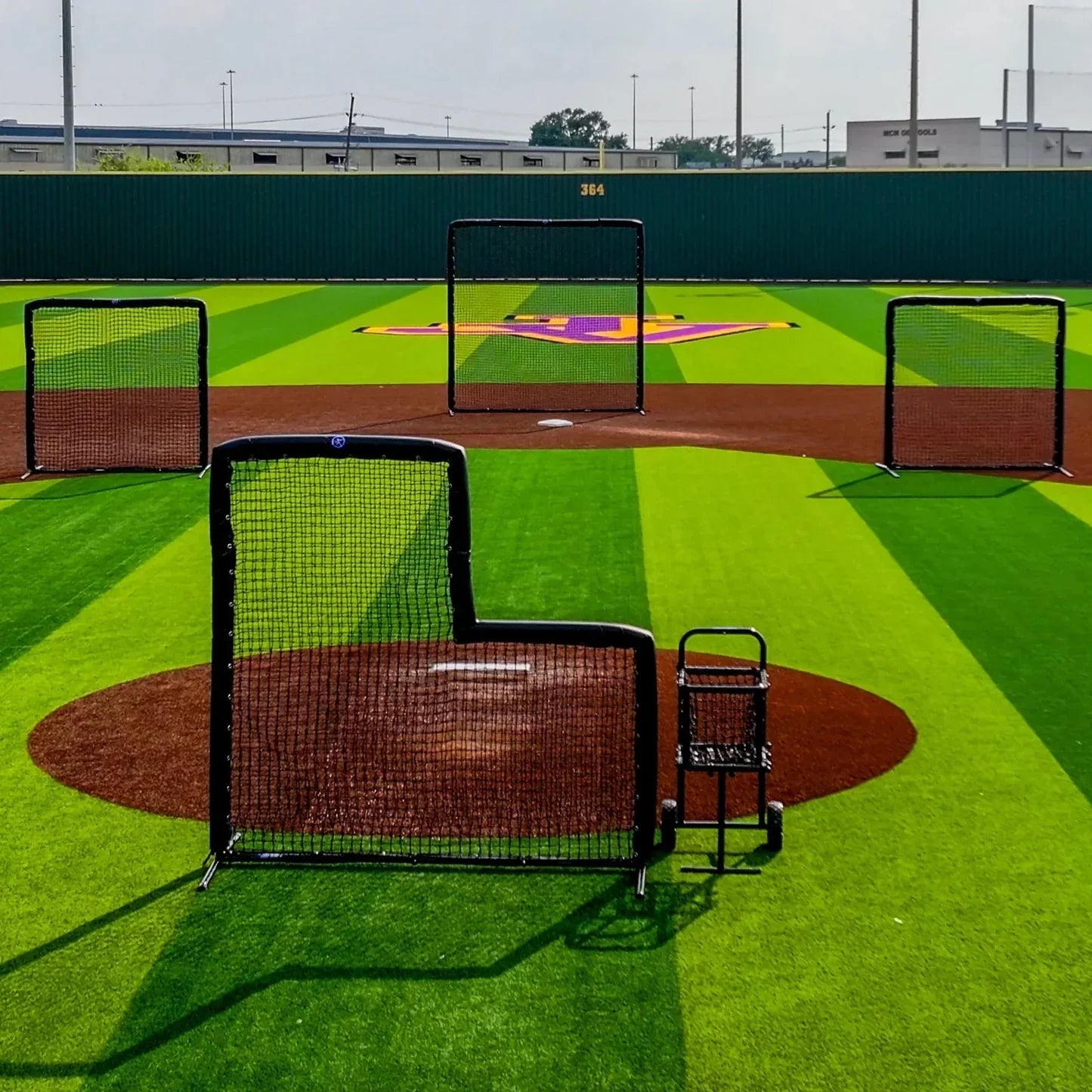 PRO FIELD SCREENS