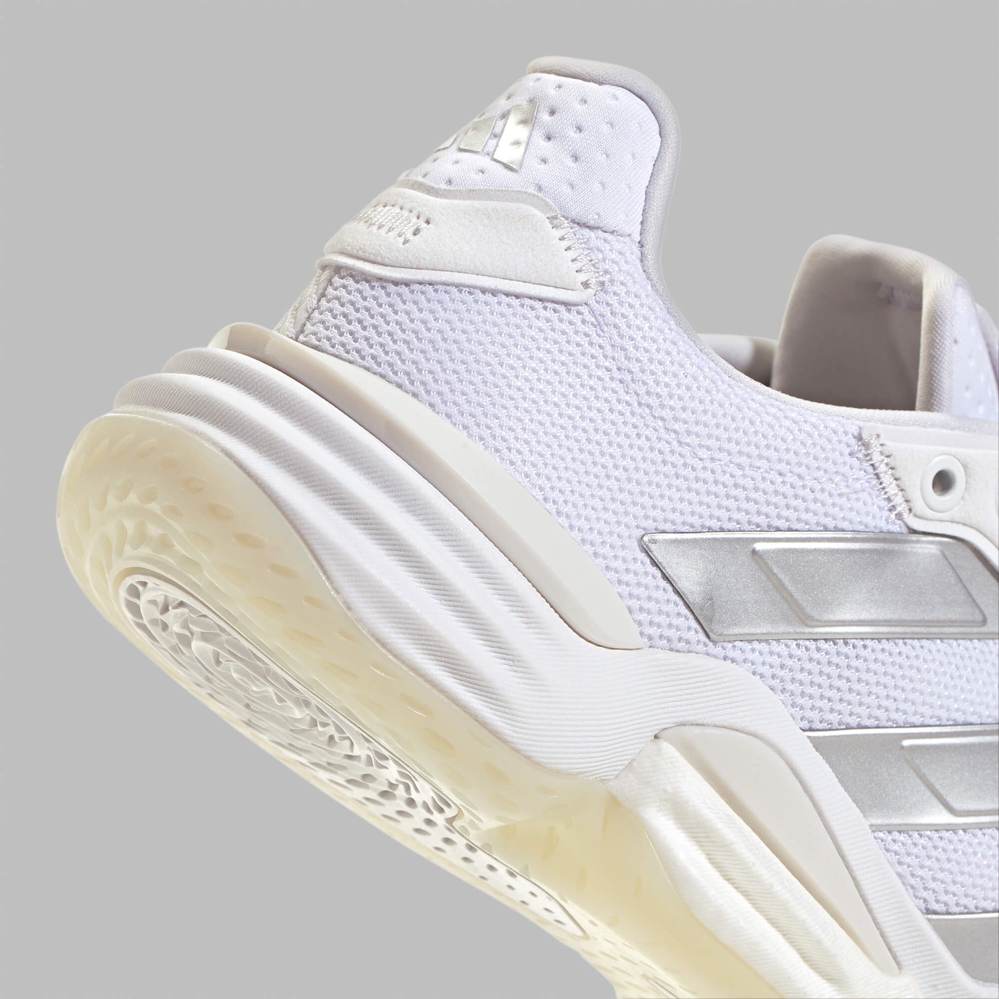 adidas Women's Stabil 16 Volleyball Shoes, Size 5.5, White/Silver/Grey adidas Women's Stabil 16 Volleyball Shoes, Size 5.5, White/Silver/Grey