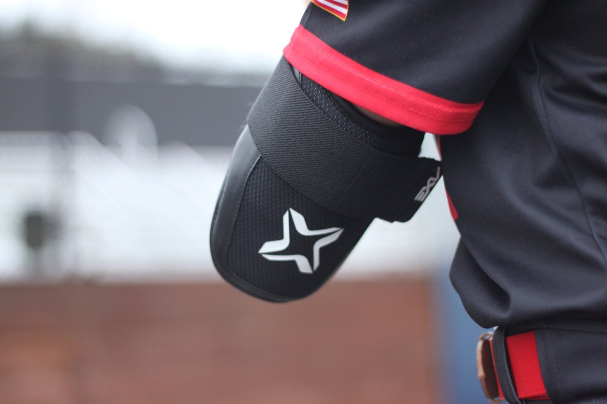 Axe Armor Elbow Guards - Ice Cap White - Maximum Velocity Sports