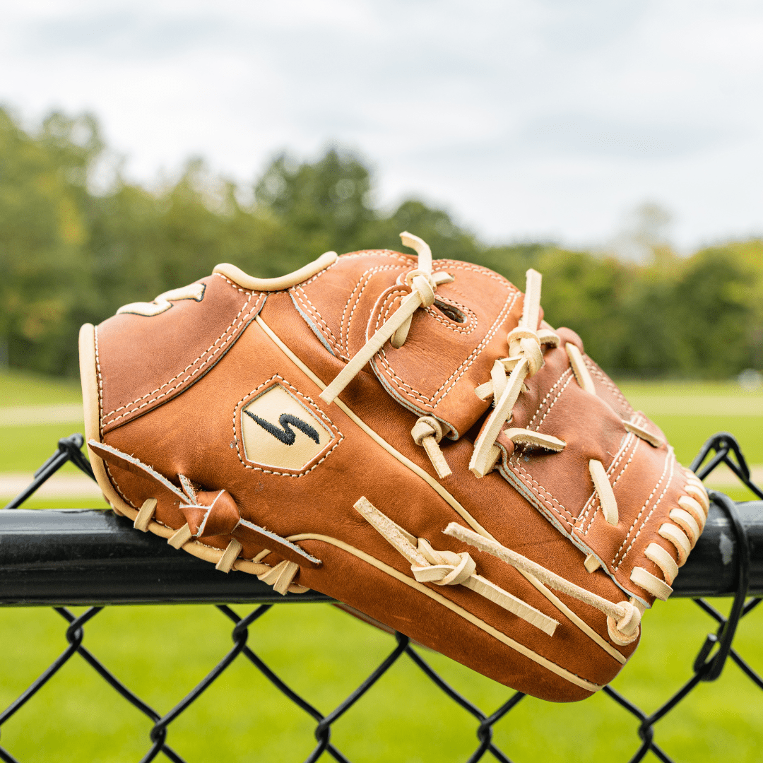 Classic SERIES PLAYER EDITION BASEBALL GLOVE - Maximum Velocity Sports