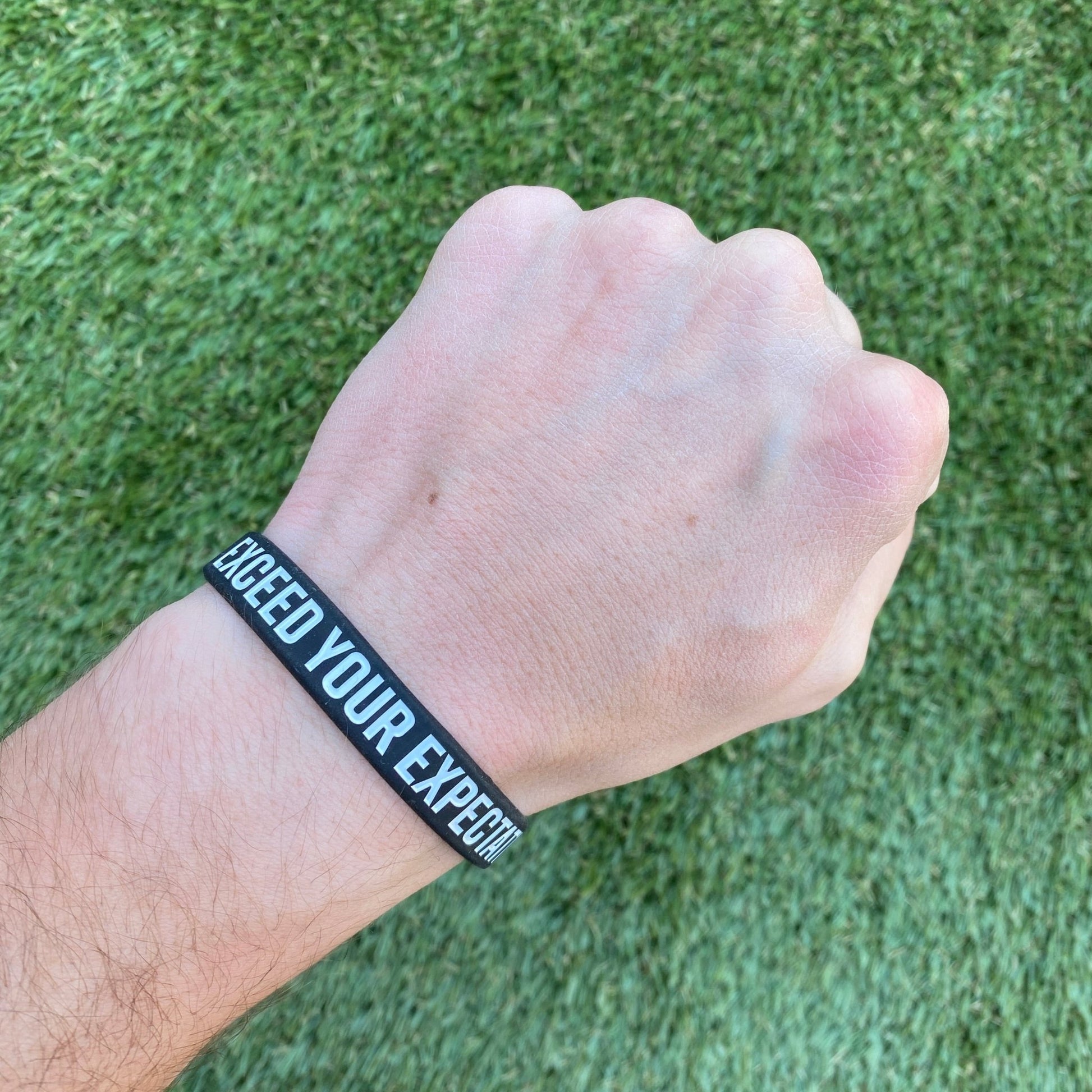 EXCEED YOUR EXPECTATIONS Wristband - Maximum Velocity Sports