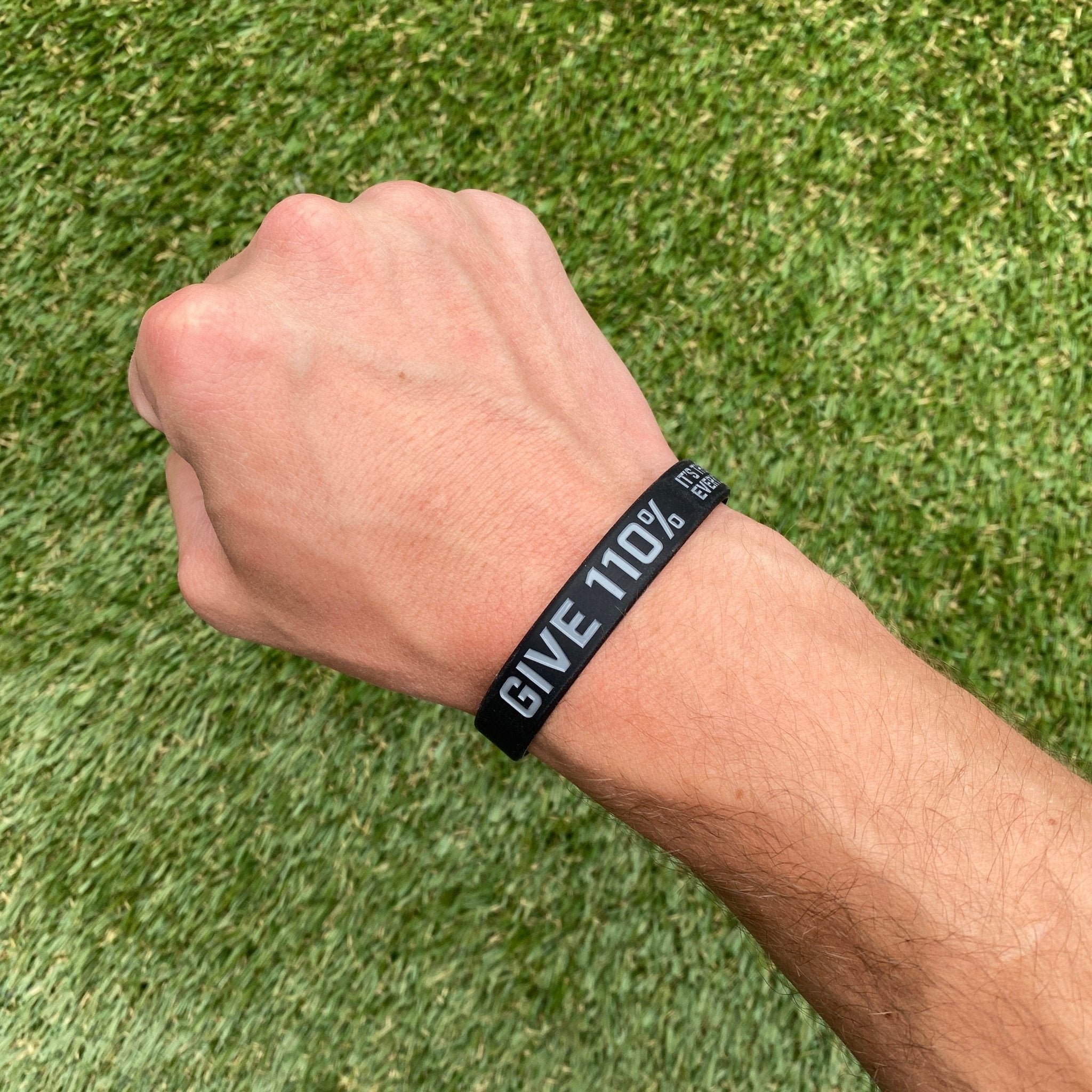 GIVE 110% Wristband - Maximum Velocity Sports