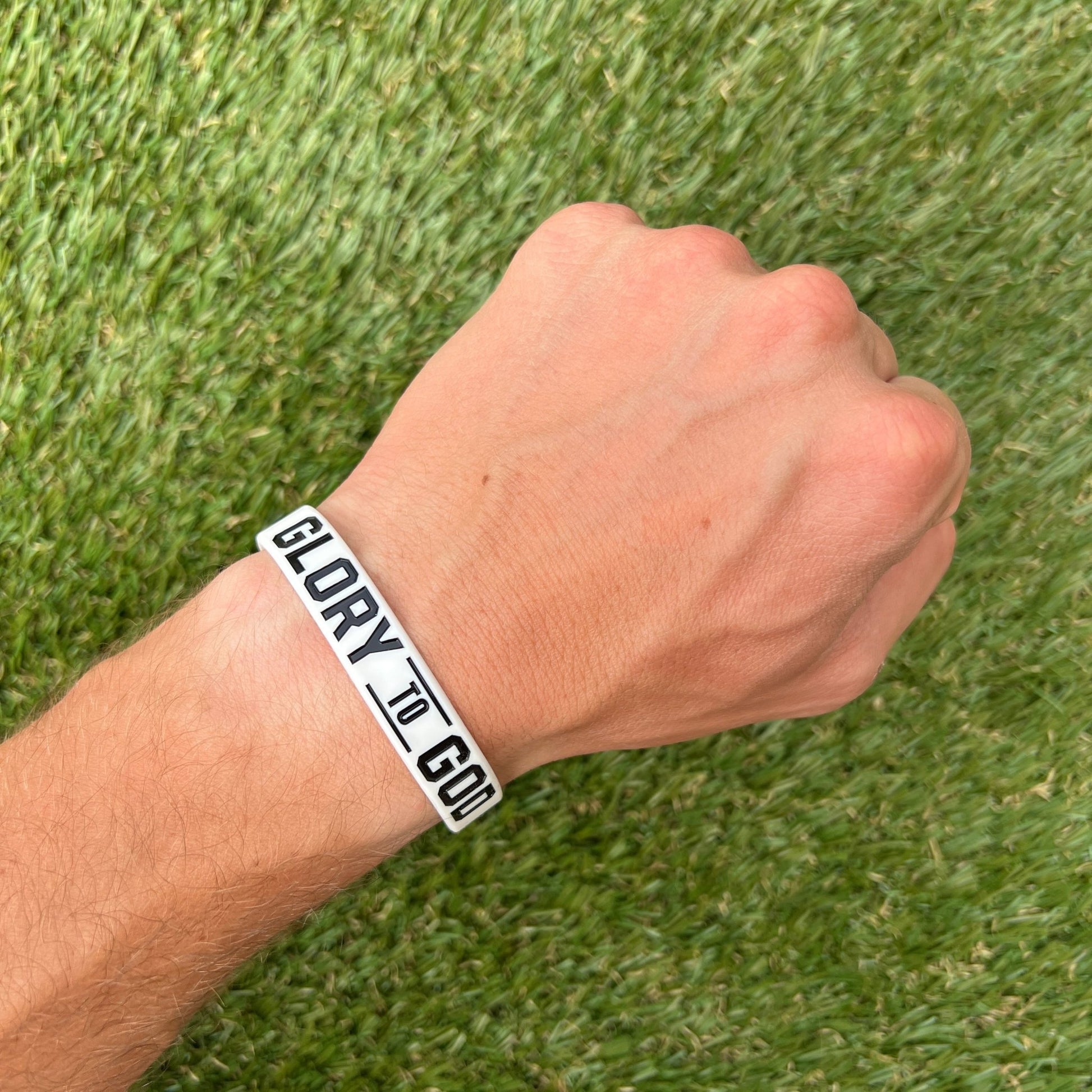 GLORY TO GOD Wristband - Maximum Velocity Sports