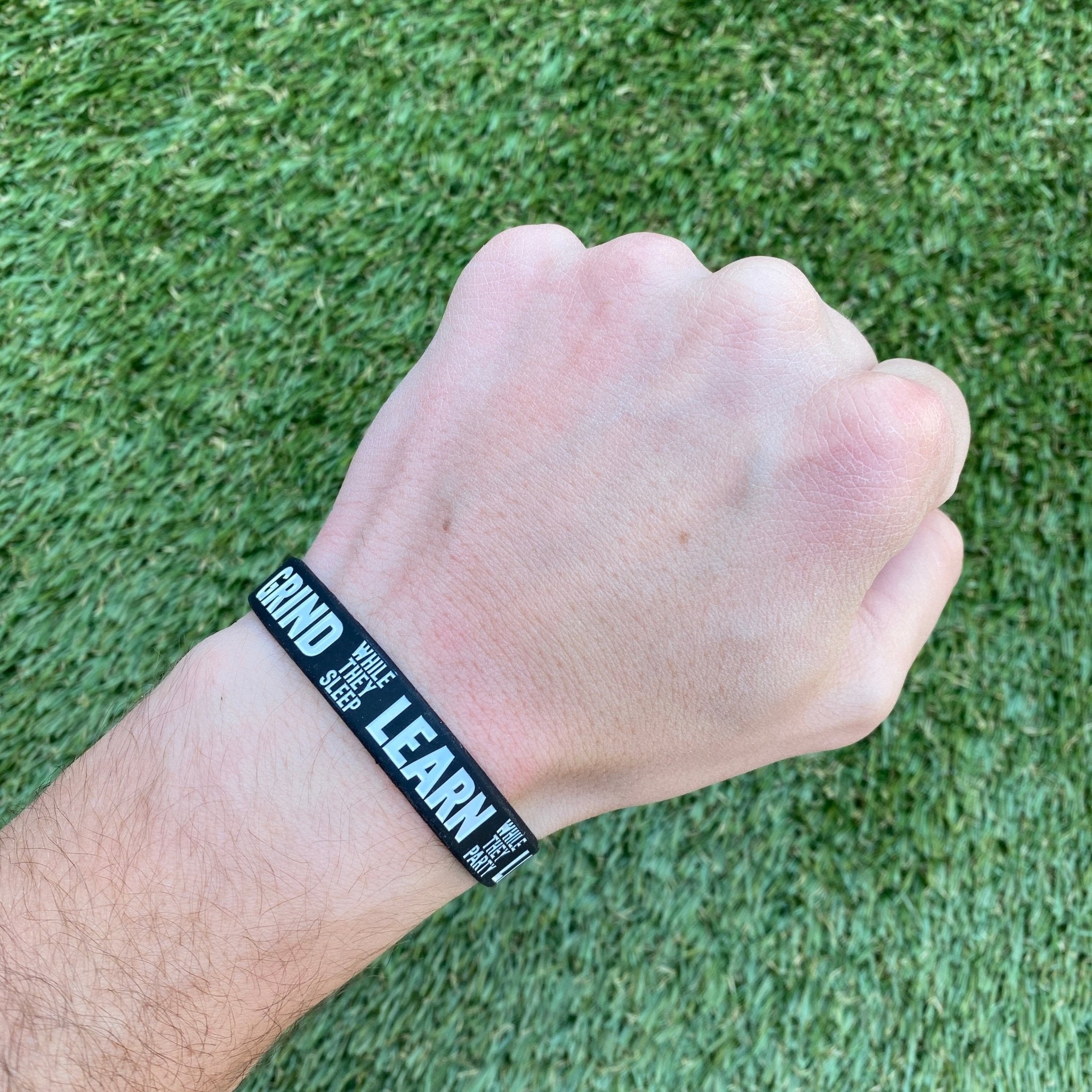 GRIND LEARN LIVE Wristband - Maximum Velocity Sports