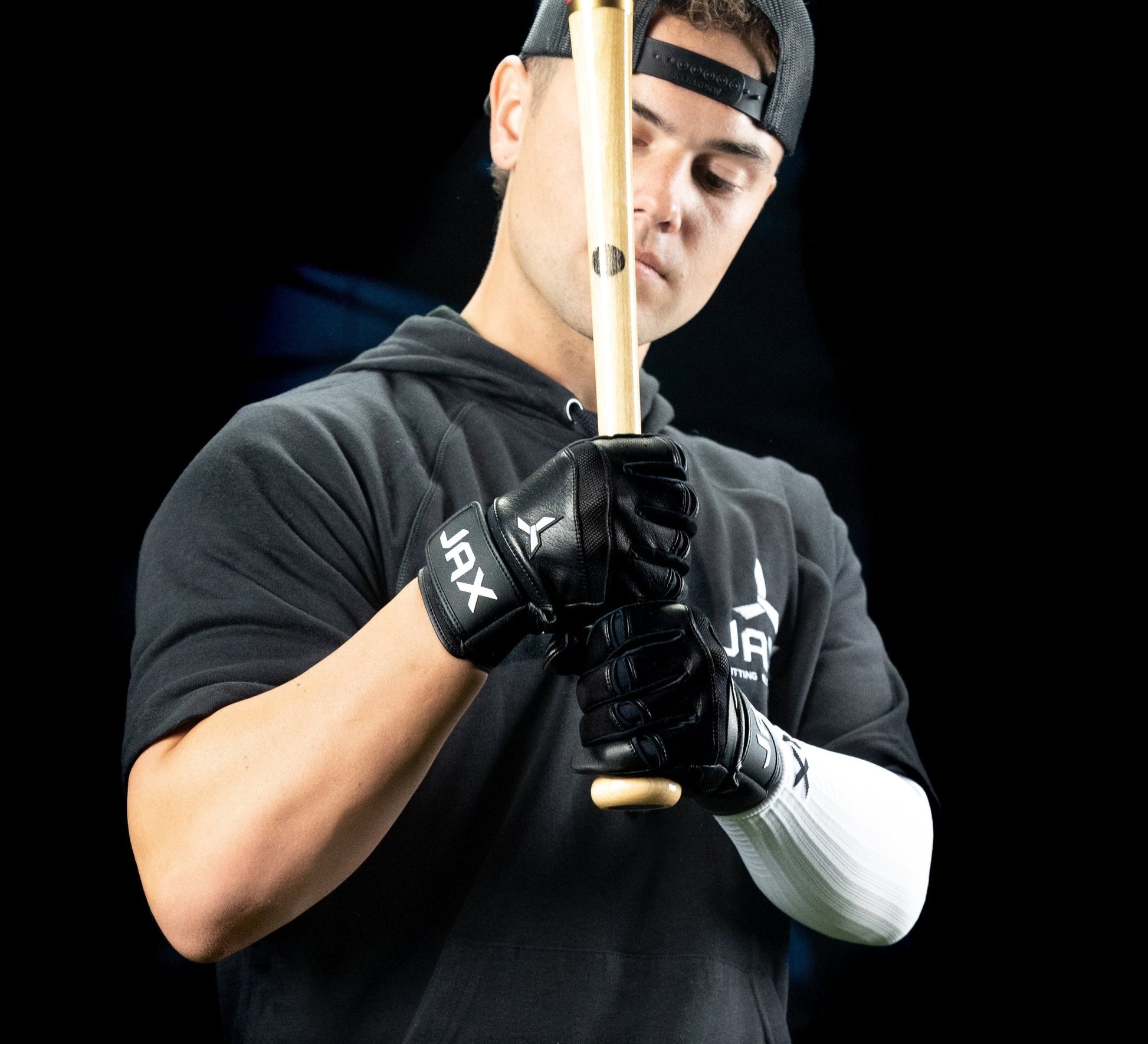 Jax | Restore Recovery Premium Arm Sleeve - White - Maximum Velocity Sports