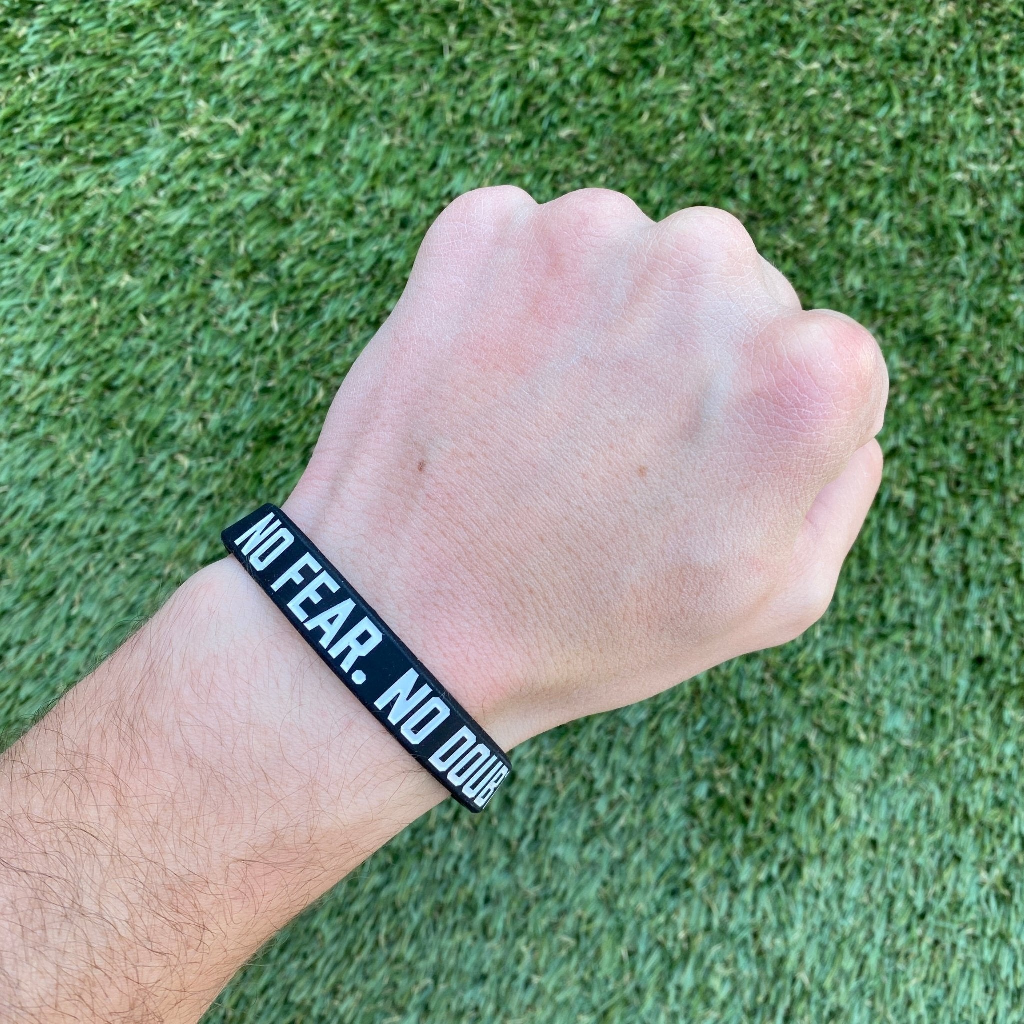 NO FEAR. NO DOUBT. NO WEAKNESS. Wristband - Maximum Velocity Sports