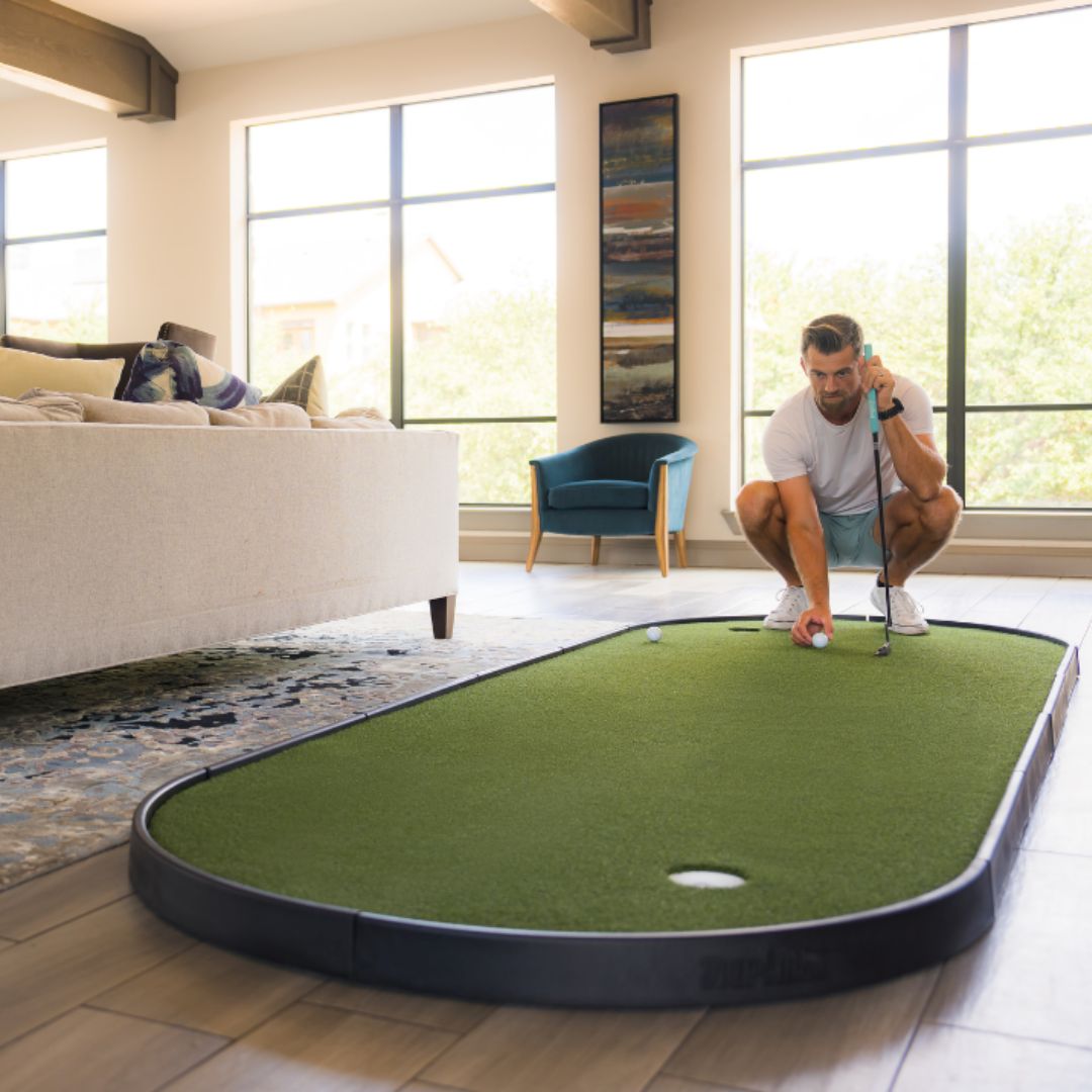 SIGPRO Tap In Putting Green - Maximum Velocity Sports