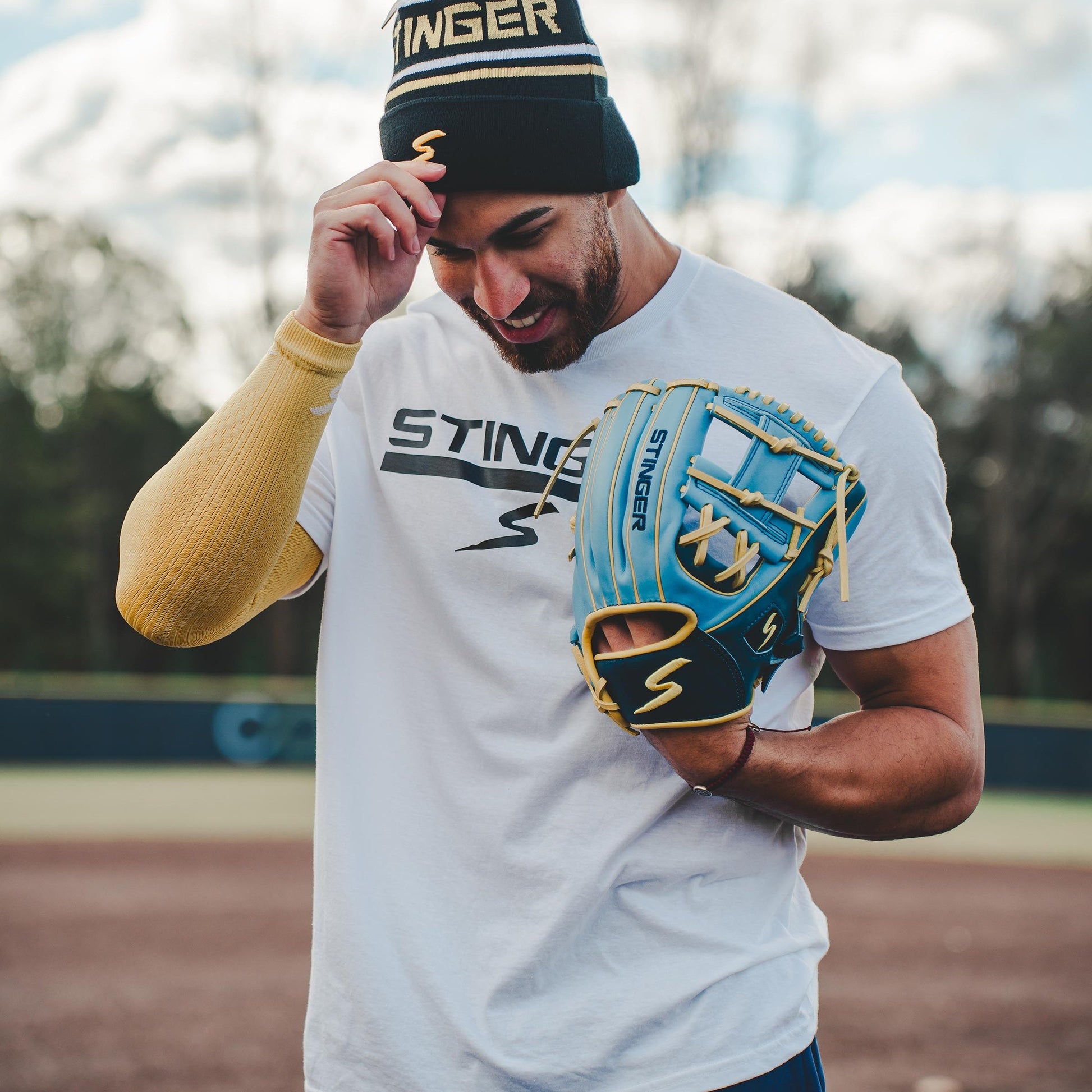 Stinger Thunderbolt 11.75" Baseball Fielding Glove - Maximum Velocity Sports