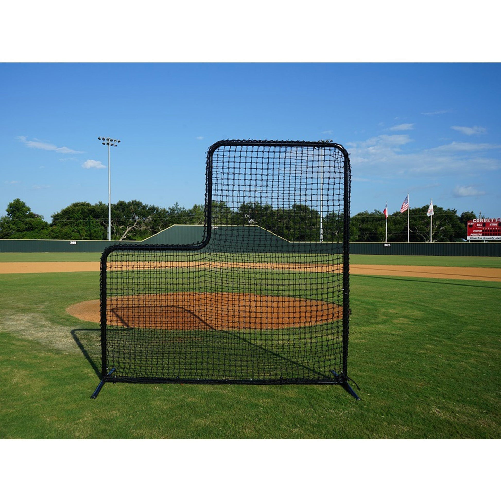 Varsity L - Screen - Maximum Velocity Sports