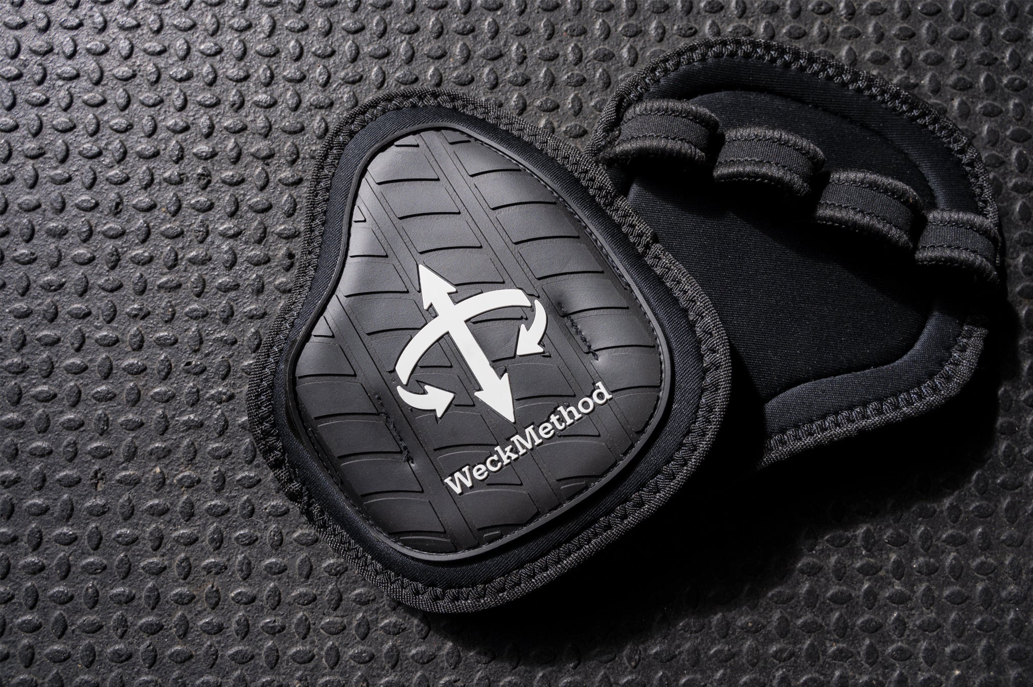 WM Punch Pads - Maximum Velocity Sports